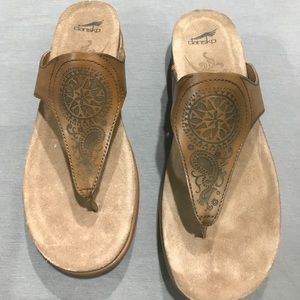 Dansko leather sandal new in box